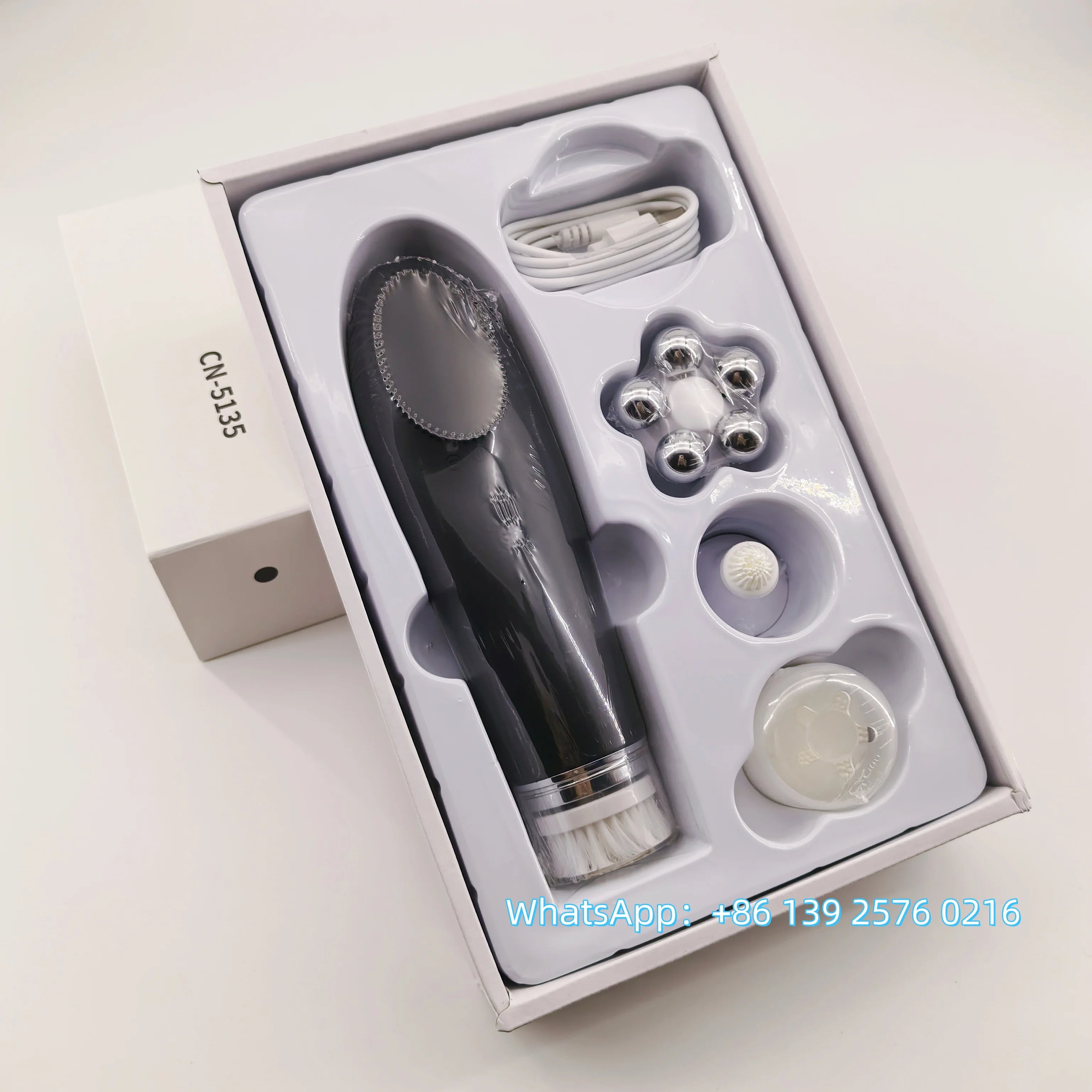 4-in-1 Facial Cleansing Brush