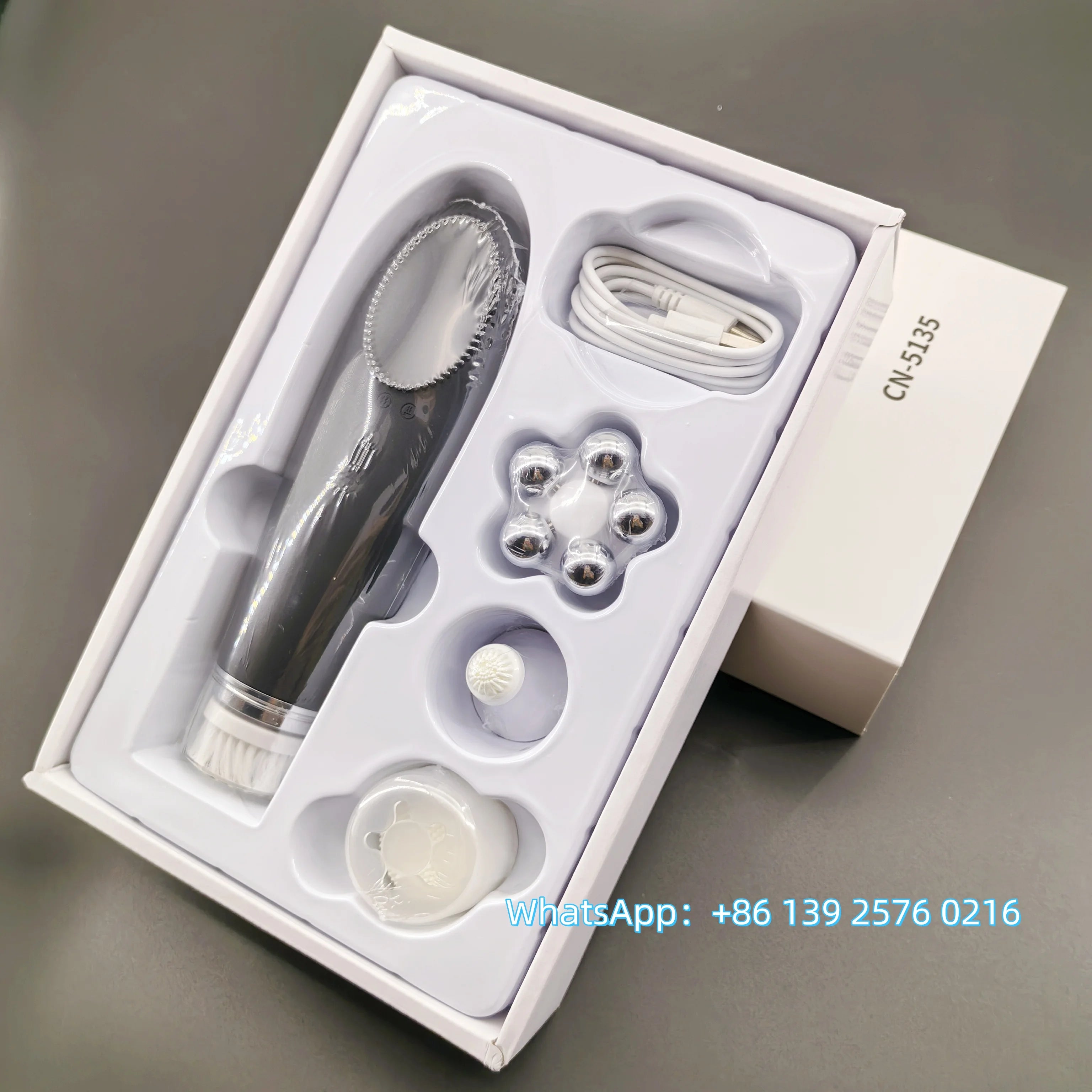 4-in-1 Facial Cleansing Brush